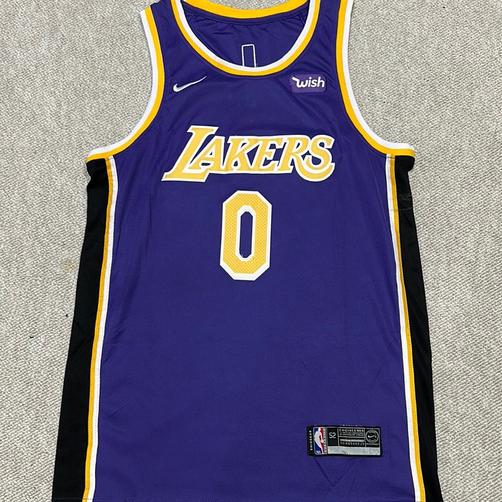 Kyle Kuzma lakers jersey